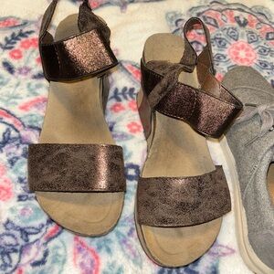 Women’s Pierre Dumas Wedge’s